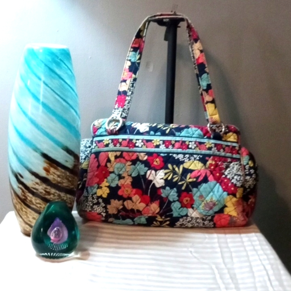 Vera Bradley floral bag